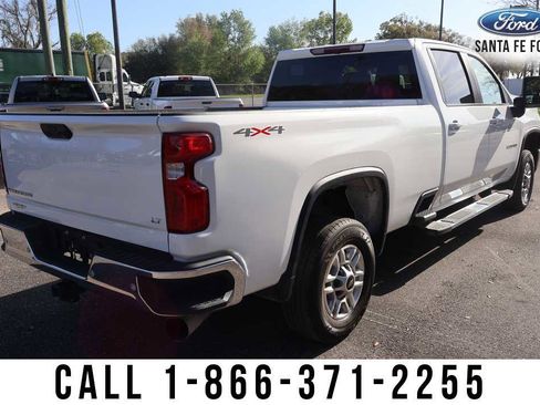 Used 2025 Chevrolet Silverado 2500 LT w/ Safety Package image 4
