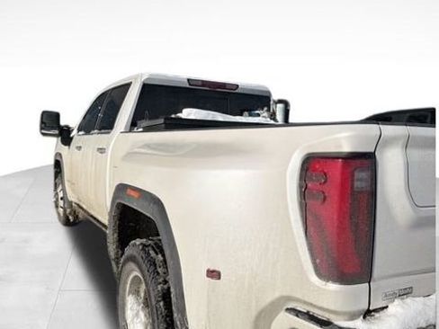 Used 2024 GMC Sierra 3500 Denali Ultimate image 7