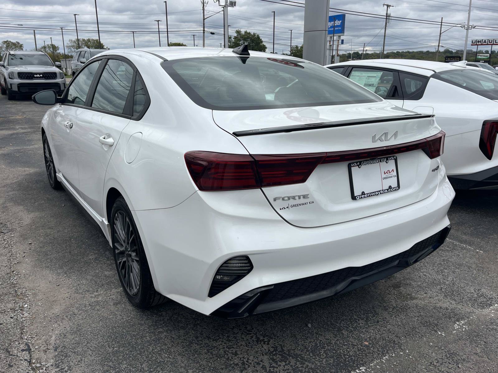 Used 2022 Kia Forte GT-Line FWD image 4