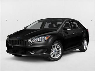 Used 2015 Ford Focus SE w/ SE Cold Weather Package FWD video 1