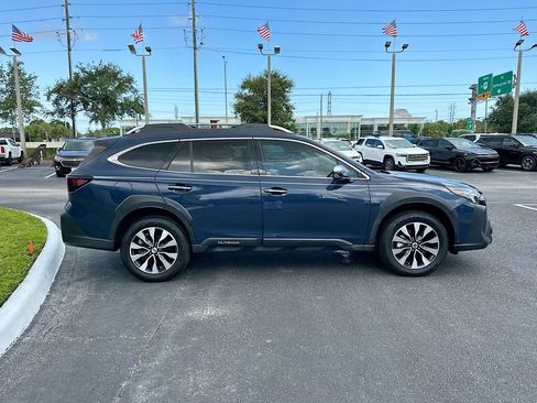 Used 2023 Subaru Outback Touring XT image 5