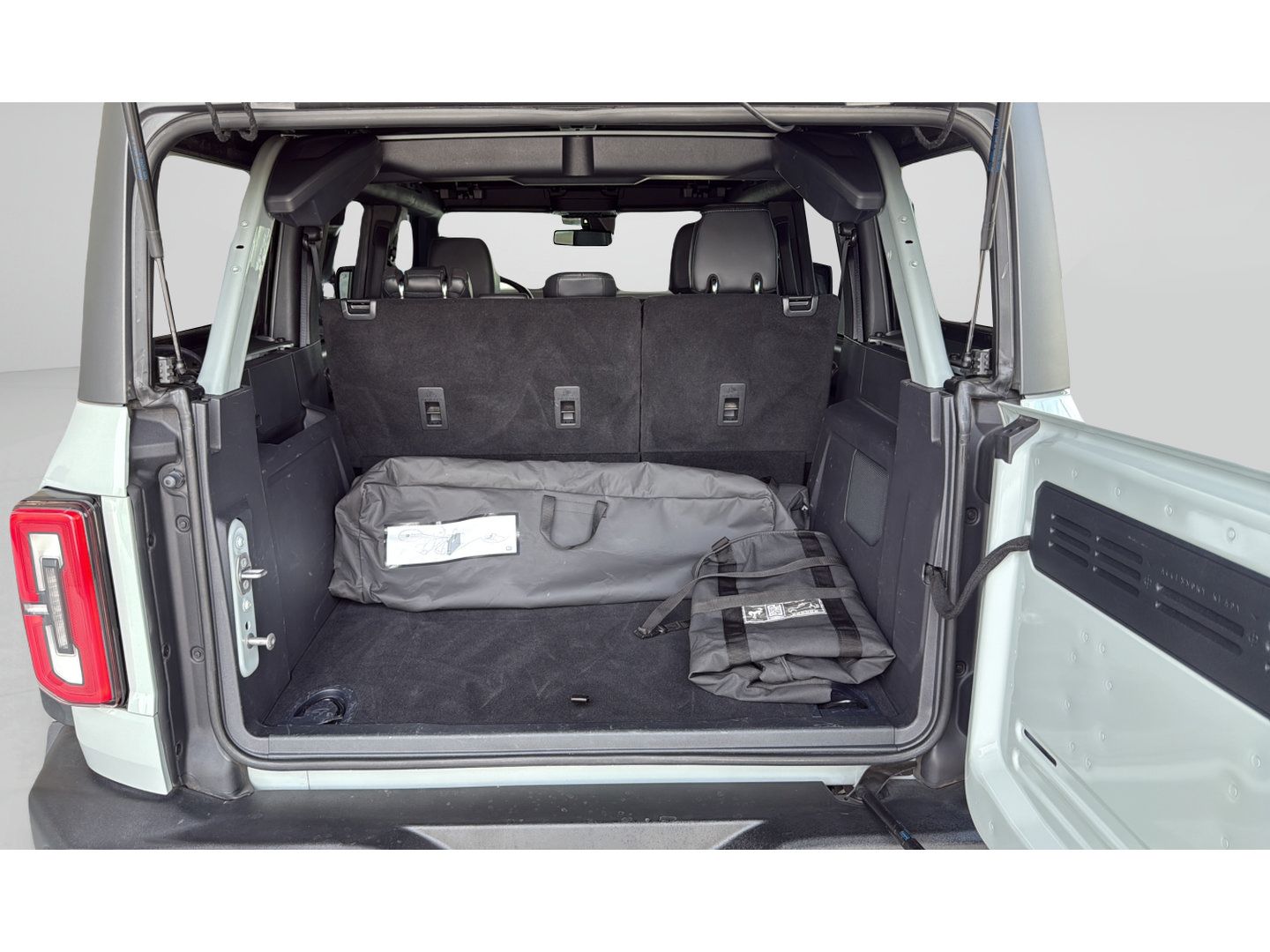 Used 2023 Ford Bronco Wildtrak AWD/4WD image 9