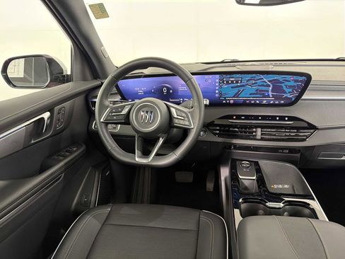 Used 2025 Buick Enclave Sport Touring w/ Power Package FWD image 24