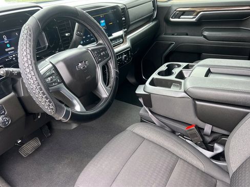 Used 2023 Chevrolet Silverado 1500 RST image 13