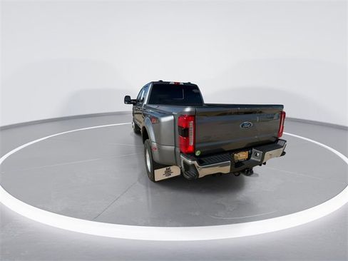 Certified 2024 Ford F350 Lariat w/ Lariat Ultimate Package image 9