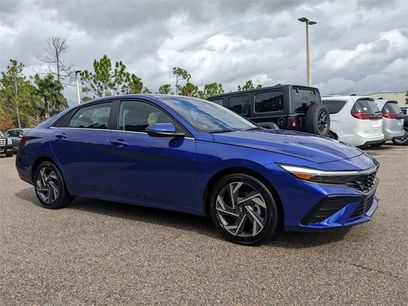 Used 2025 Hyundai Elantra Limited