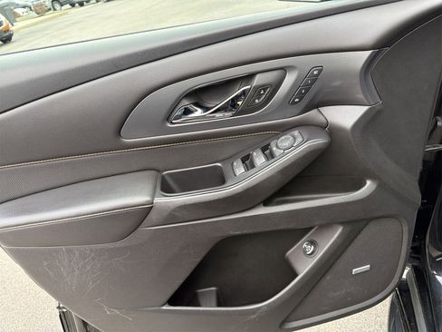 Used 2018 Chevrolet Traverse Premier w/ LPO, 'HIT The Road' Package image 22