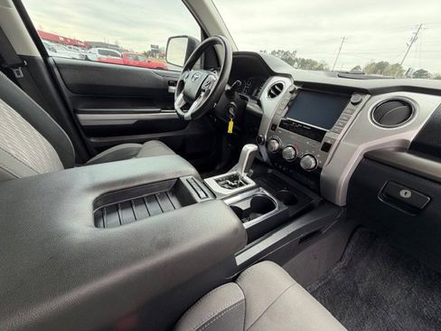 Used 2020 Toyota Tundra SR5 w/ SR5 Upgrade Package image 8