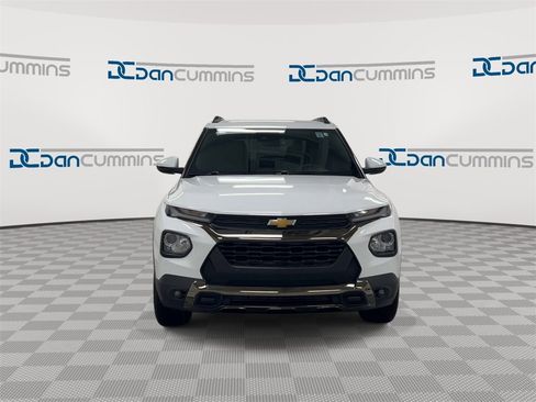 Used 2023 Chevrolet TrailBlazer ACTIV w/ Technology Package image 3