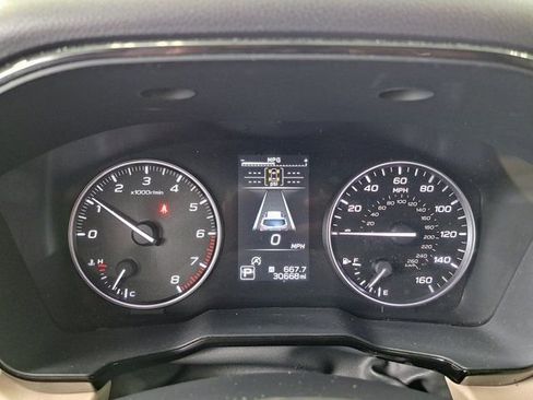 Used 2023 Subaru Outback Premium AWD/4WD image 9