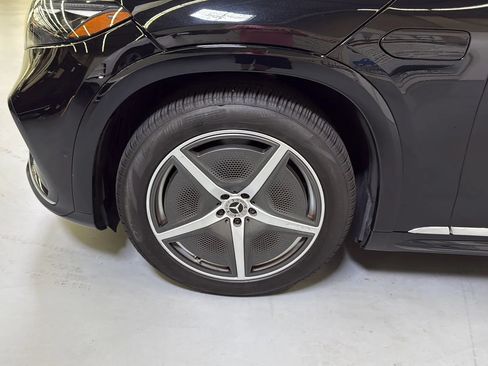 Used 2023 Mercedes-Benz EQS 580 4MATIC SUV image 33