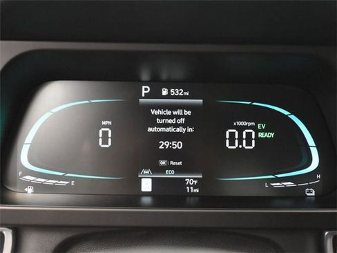 Used 2025 Hyundai Elantra Blue image 13