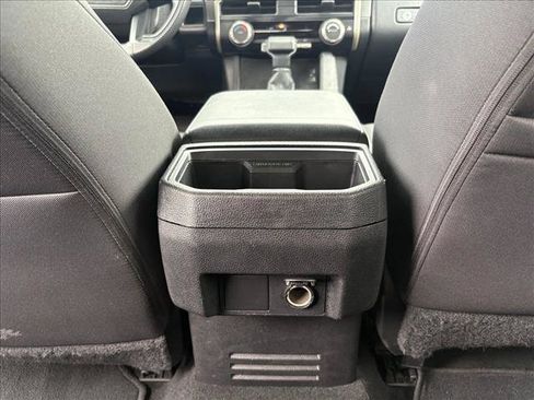 Certified 2025 Toyota Tacoma SR5 AWD/4WD image 22