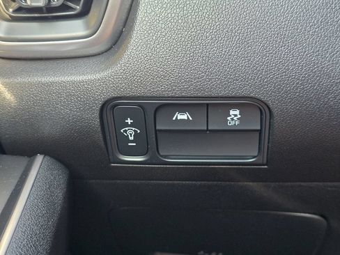 Used 2023 Kia Sorento S FWD image 23