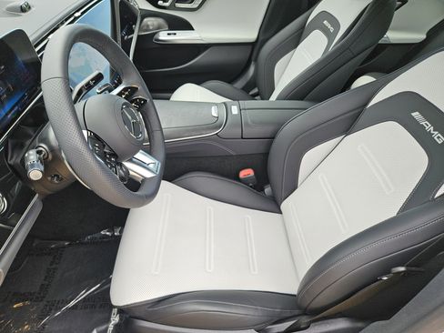 Certified 2026 Mercedes-Benz E 53 AMG e 4MATIC Sedan image 5