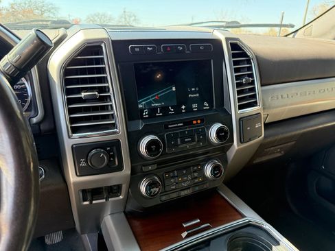 Used 2017 Ford F250 King Ranch w/ King Ranch Ultimate Package image 13