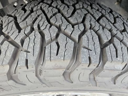 Used 2020 Ford F150 Raptor w/ Equipment Group 802A Luxury AWD/4WD image 28