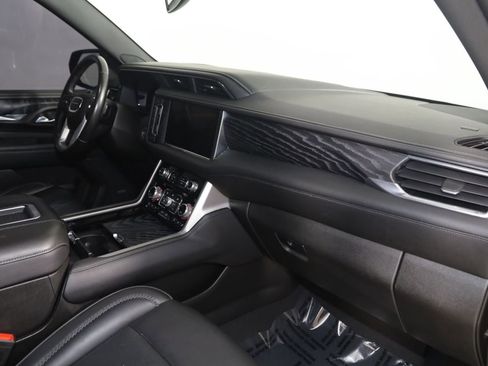 Used 2022 GMC Yukon Denali AWD/4WD image 20