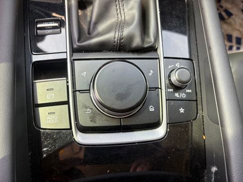 Used 2025 MAZDA MAZDA3 s FWD image 20