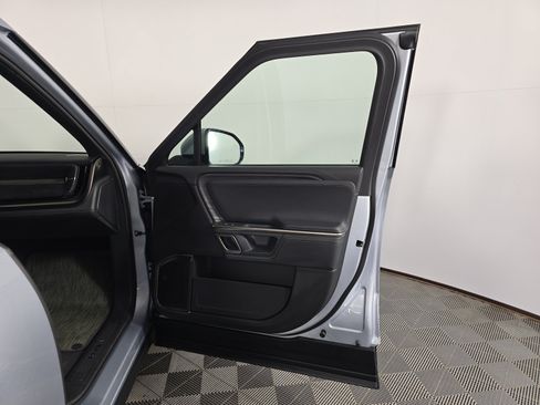 Used 2024 Rivian R1T Adventure AWD/4WD image 19