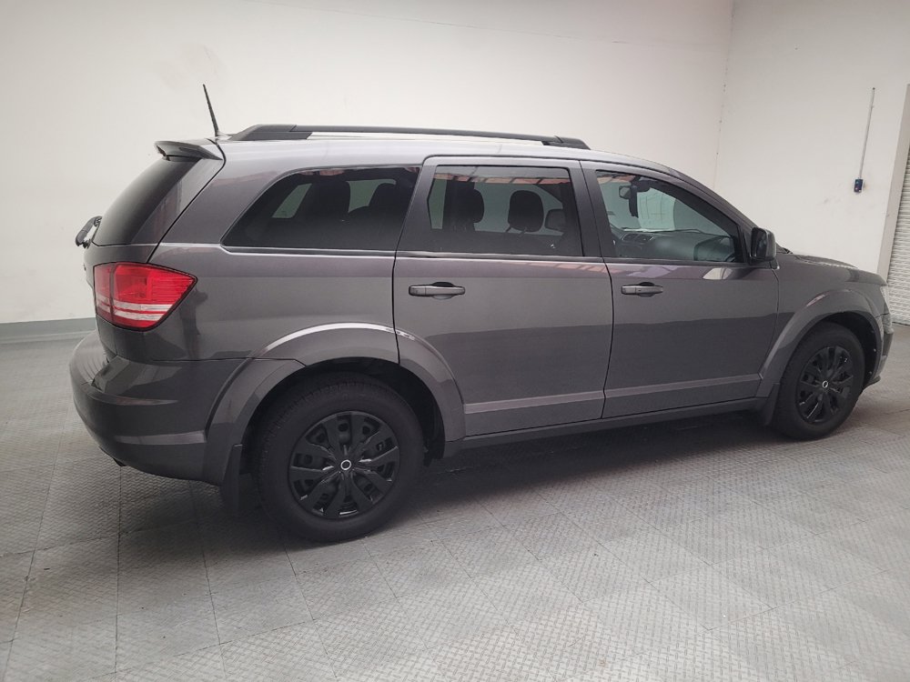 Used 2018 Dodge Journey SE w/ Mopar All Weather Group FWD image 10