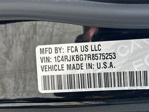 Used 2024 Jeep Grand Cherokee L Limited AWD/4WD image 33