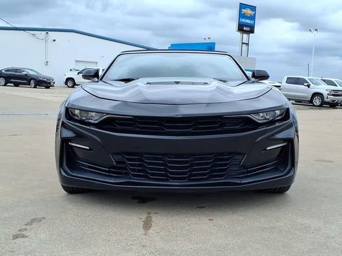 Used 2020 Chevrolet Camaro SS RWD image 2