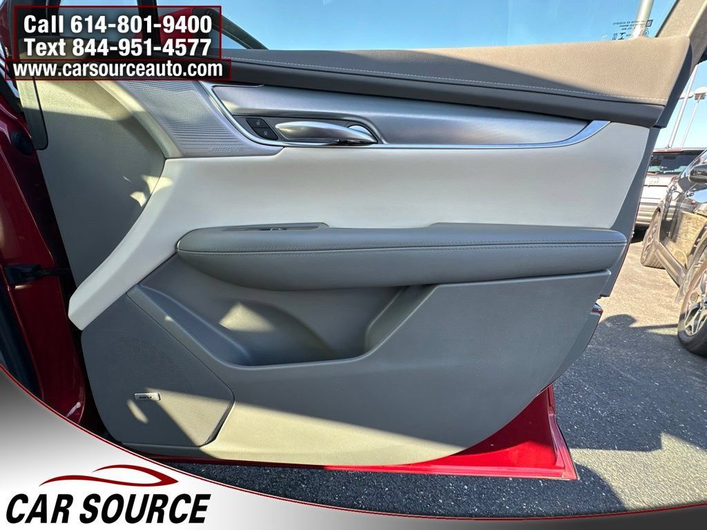 Used 2021 Cadillac XT5 Premium Luxury AWD/4WD image 32