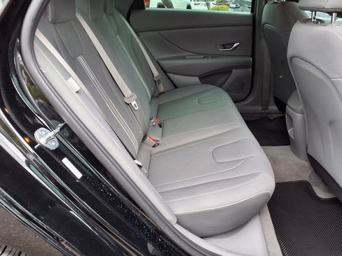 Certified 2024 Hyundai Elantra SEL FWD image 14