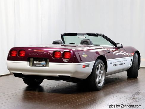 Used 1995 Chevrolet Corvette Convertible RWD image 19
