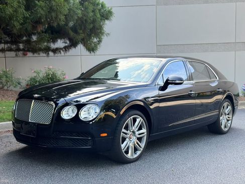 Used 2016 Bentley Flying Spur V8 AWD/4WD image 2