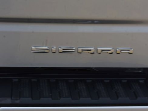 Used 2022 GMC Sierra 1500 Denali w/ Denali Reserve Package image 7