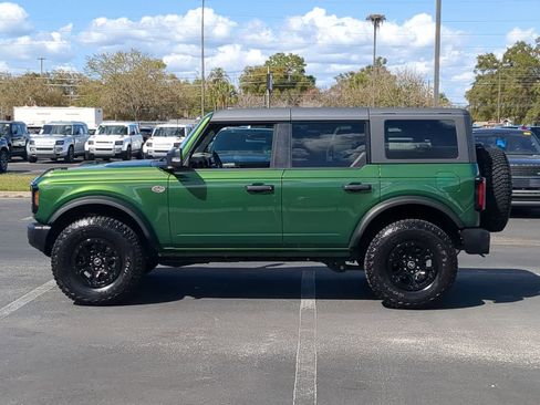 Used 2023 Ford Bronco Wildtrak image 6