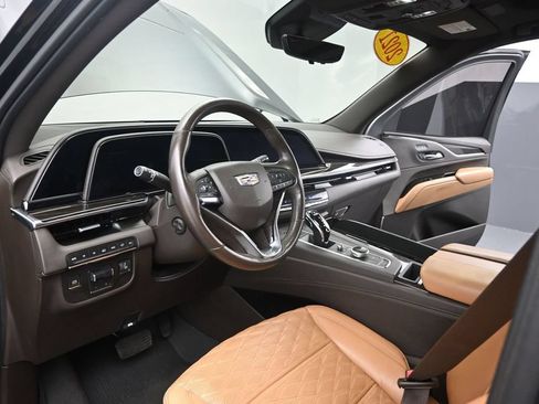 Used 2021 Cadillac Escalade Sport w/ Driver Assist Tech Package AWD/4WD image 18