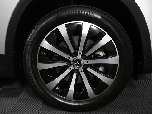 Certified 2021 Mercedes-Benz GLA 250 image 37