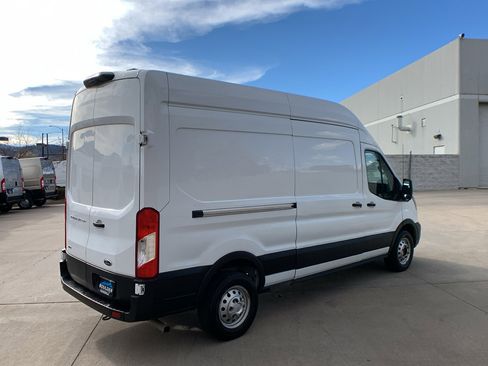 Used 2023 Ford Transit 250 w/ Load Area Protection Package image 4