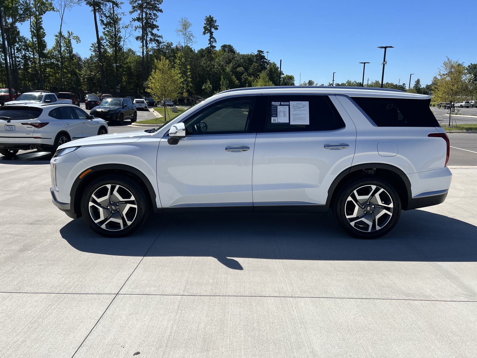 Used 2025 Hyundai Palisade SEL FWD image 5