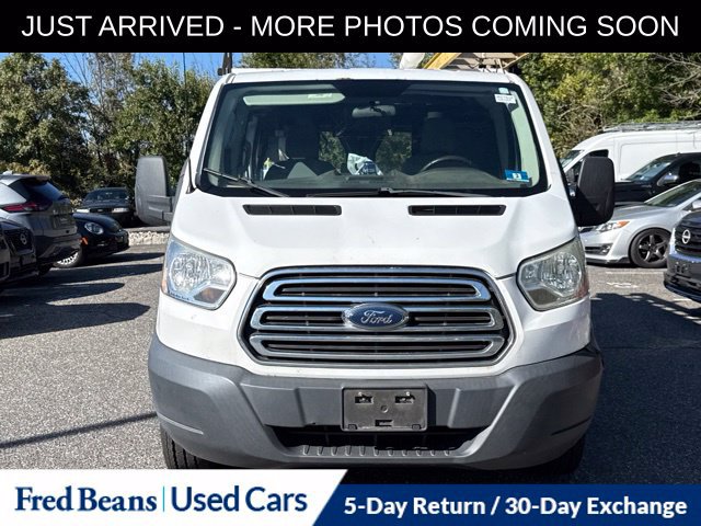 Used 2015 Ford Transit 250 130 Low Roof w/ Exterior Upgrade Package RWD image 2