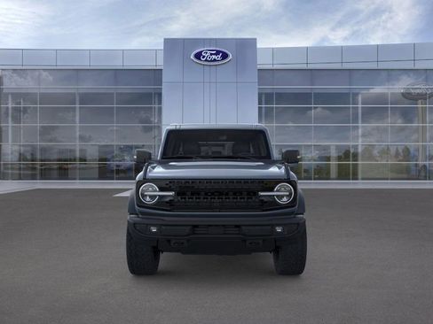New 2025 Ford Bronco Outer Banks w/ Black Appearance Package image 6