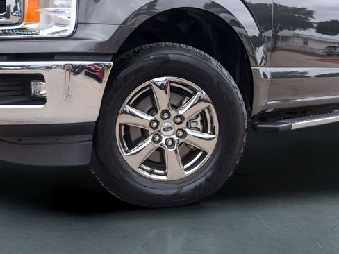 Used 2020 Ford F150 XLT w/ Equipment Group 302A Luxury AWD/4WD image 4