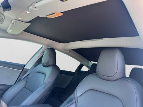 Used 2025 Tesla Model 3 Long Range RWD image 12