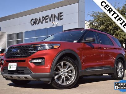 Certified 2022 Ford Explorer XLT w/ Equipment Group 202A