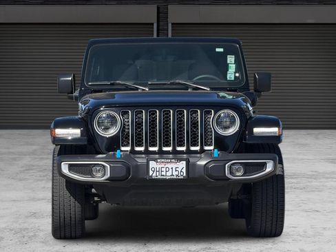 Used 2023 Jeep Wrangler Unlimited Sahara AWD/4WD image 10