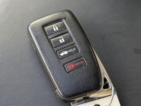 Used 2015 Lexus IS 250 w/ Navigation System Package image 30