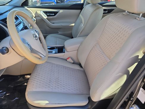 Used 2018 Nissan Altima 2.5 SV image 15