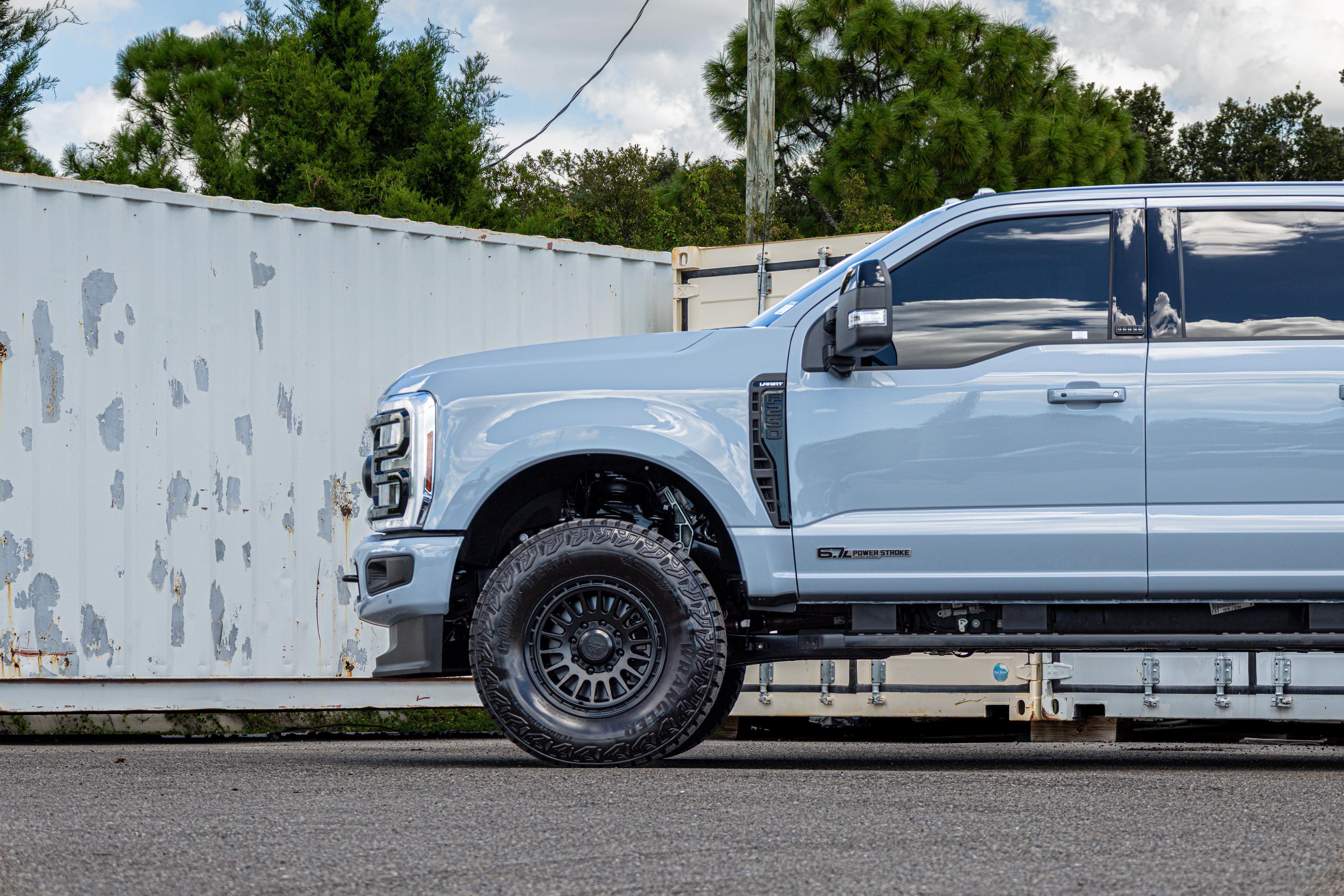 Used 2025 Ford F250 Lariat w/ Lariat Ultimate Package AWD/4WD image 27