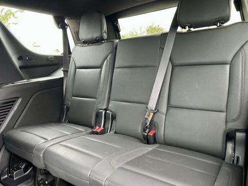 Used 2023 Chevrolet Tahoe High Country w/ Advanced Technology Package image 13