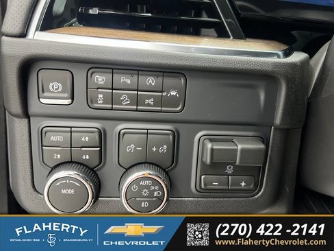 New 2026 Chevrolet Tahoe High Country w/ Sun And Tow Package AWD/4WD image 25