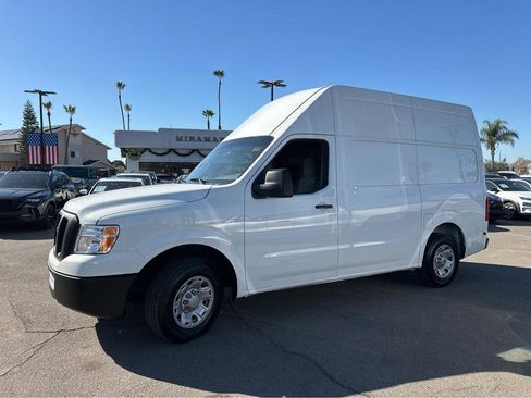 Used 2019 Nissan NV 2500 SV w/ Navigation Package image 10