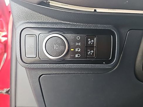 Used 2025 Ford Explorer Platinum AWD/4WD image 24